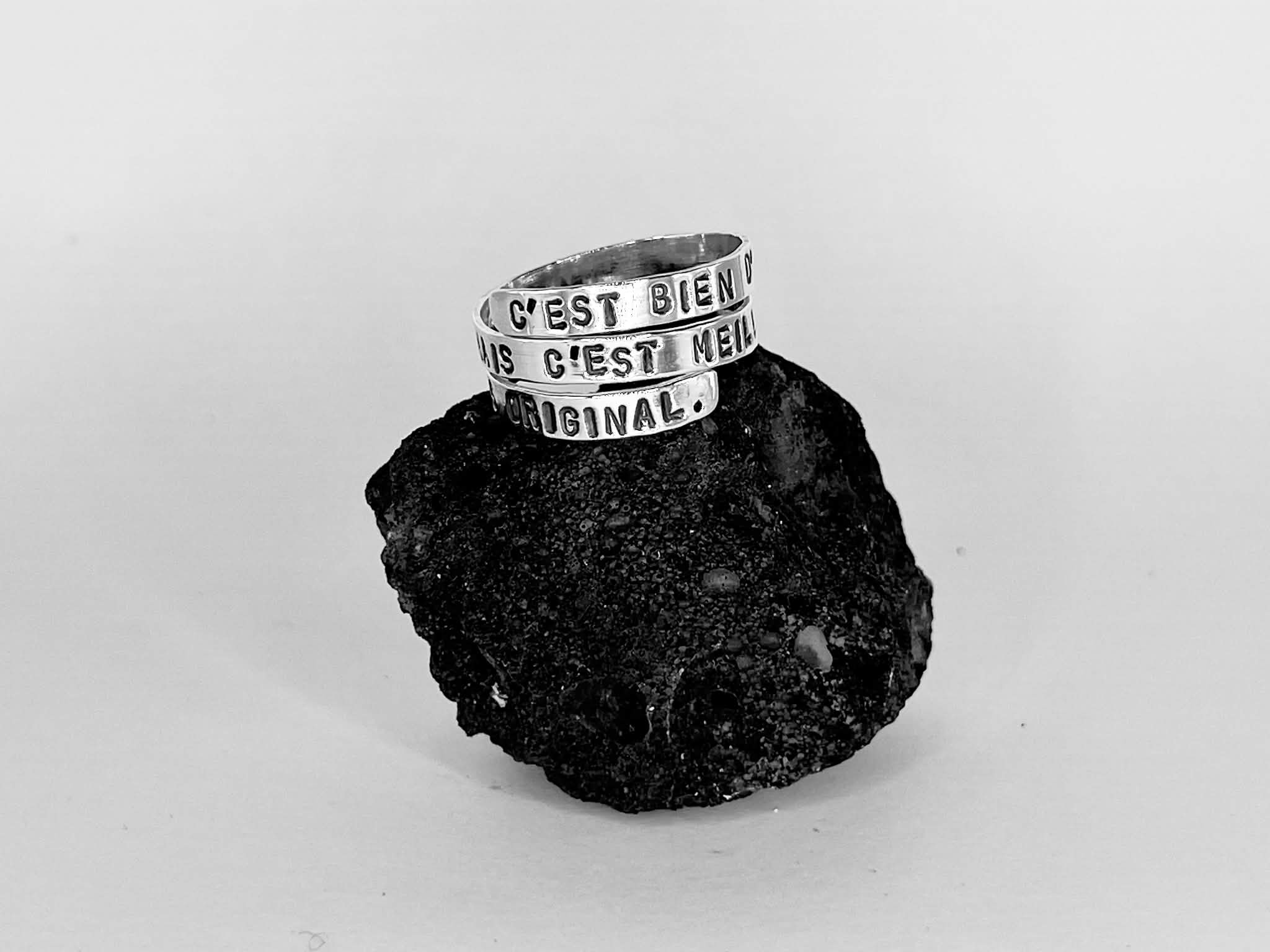 "C'EST BIEN D'ETRE LE MEILLEUR MAIS C'EST MEILLEUR D'ETRE LE PLUS ORIGINAL."